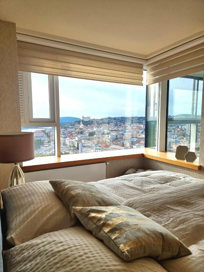 Apartament Majestic Golden View Bratysława Zewnętrze zdjęcie